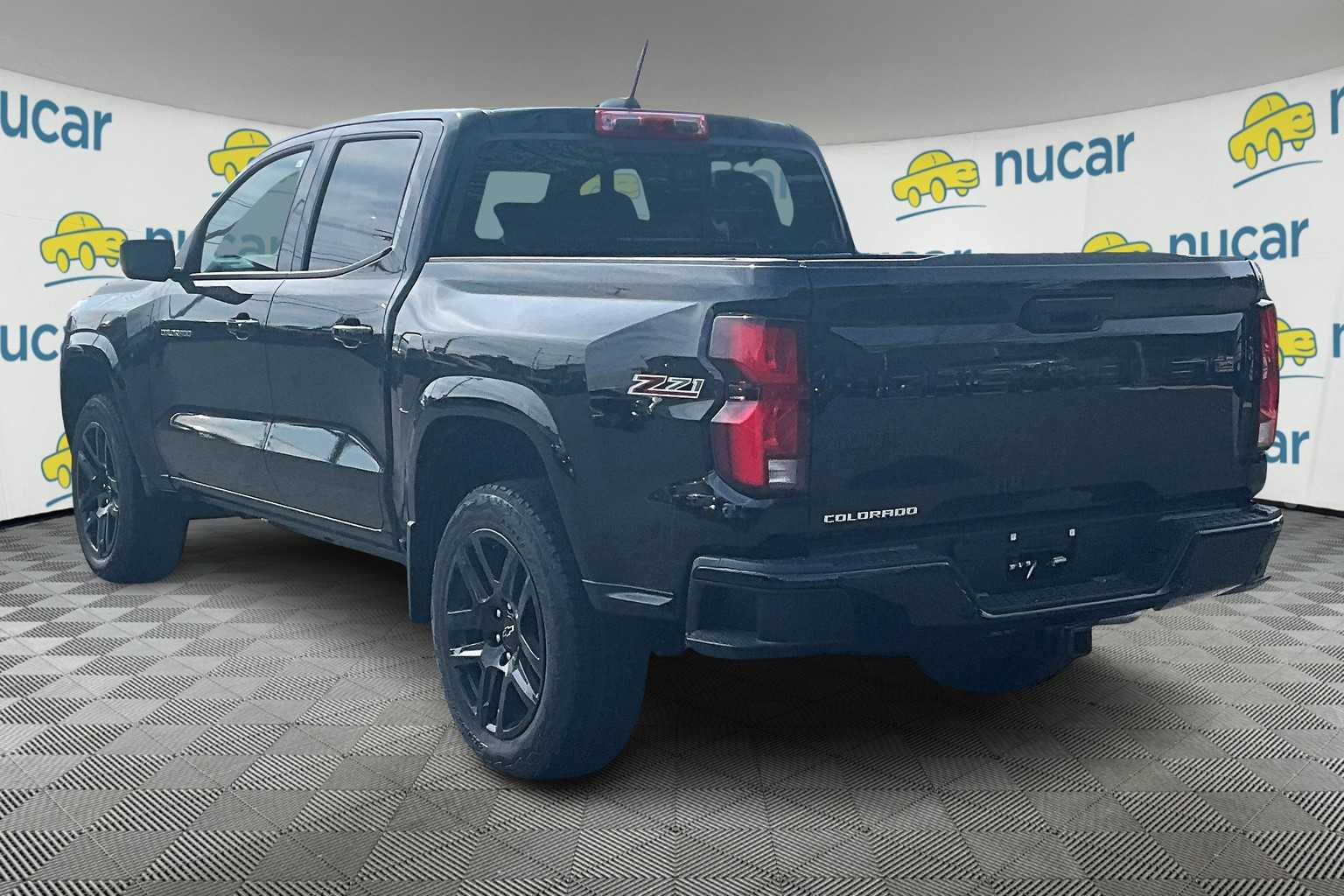 2025 Chevrolet Colorado 4WD Z71 - Photo 5