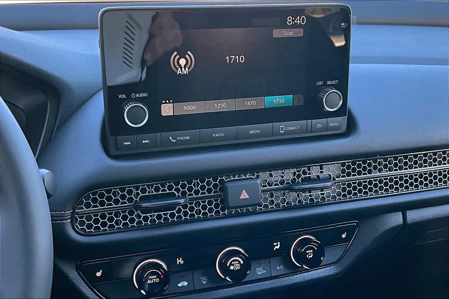 2025 Honda HR-V Sport - Photo 13