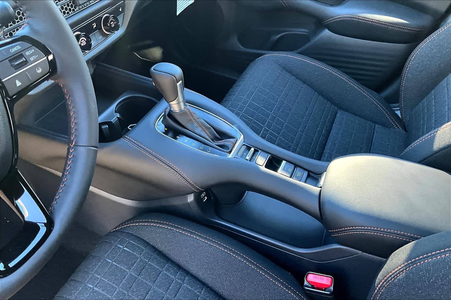 2025 Honda HR-V Sport - Photo 14