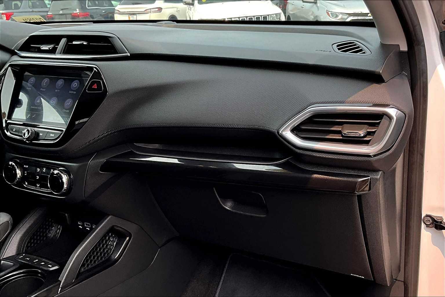 2023 Chevrolet TrailBlazer LT - Photo 13