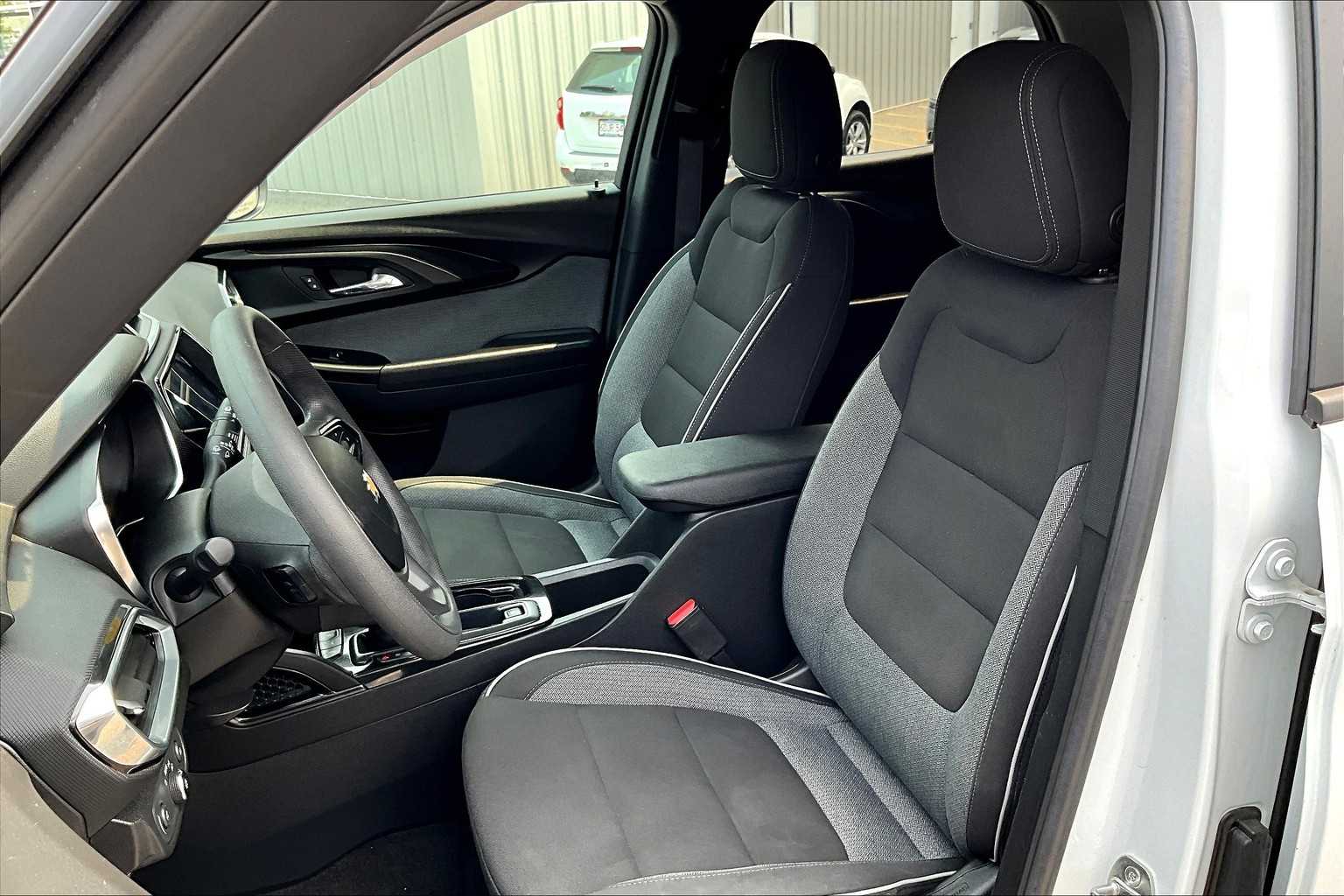 2023 Chevrolet TrailBlazer LT - Photo 10