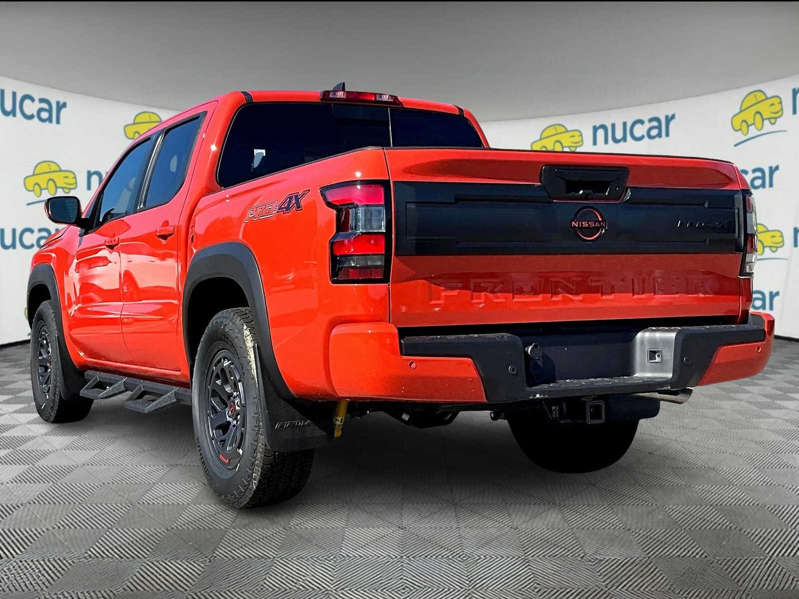 2025 Nissan Frontier PRO-4X - Photo 5