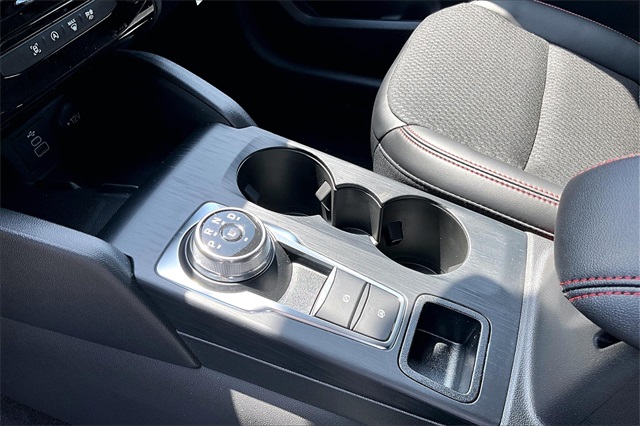 2025 Ford Escape Hybrid ST-Line Elite - Photo 9