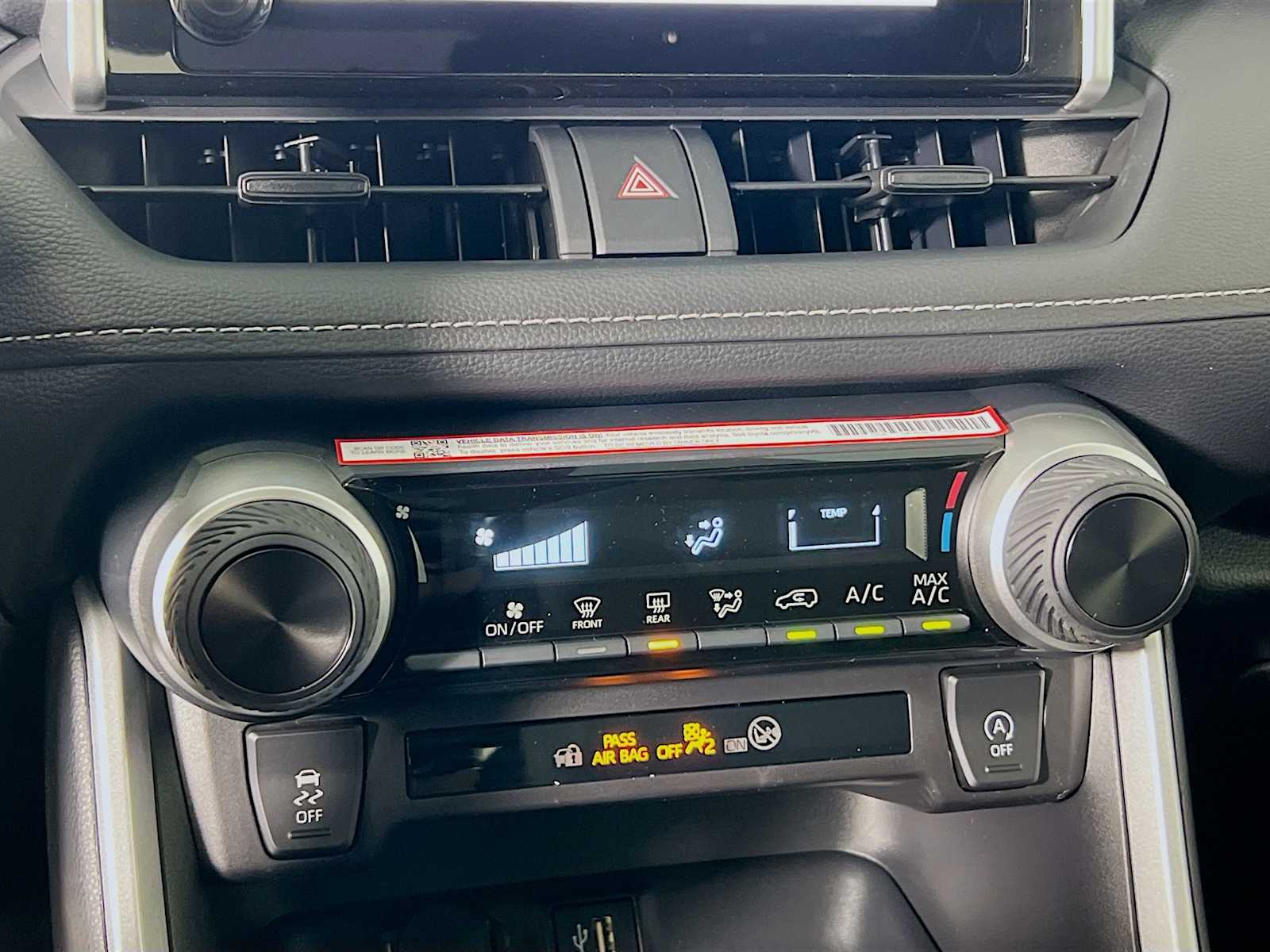 2025 Toyota RAV4 LE - Photo 10