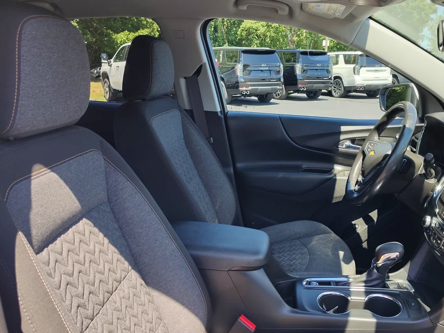 2022 Chevrolet Equinox LT - Photo 11