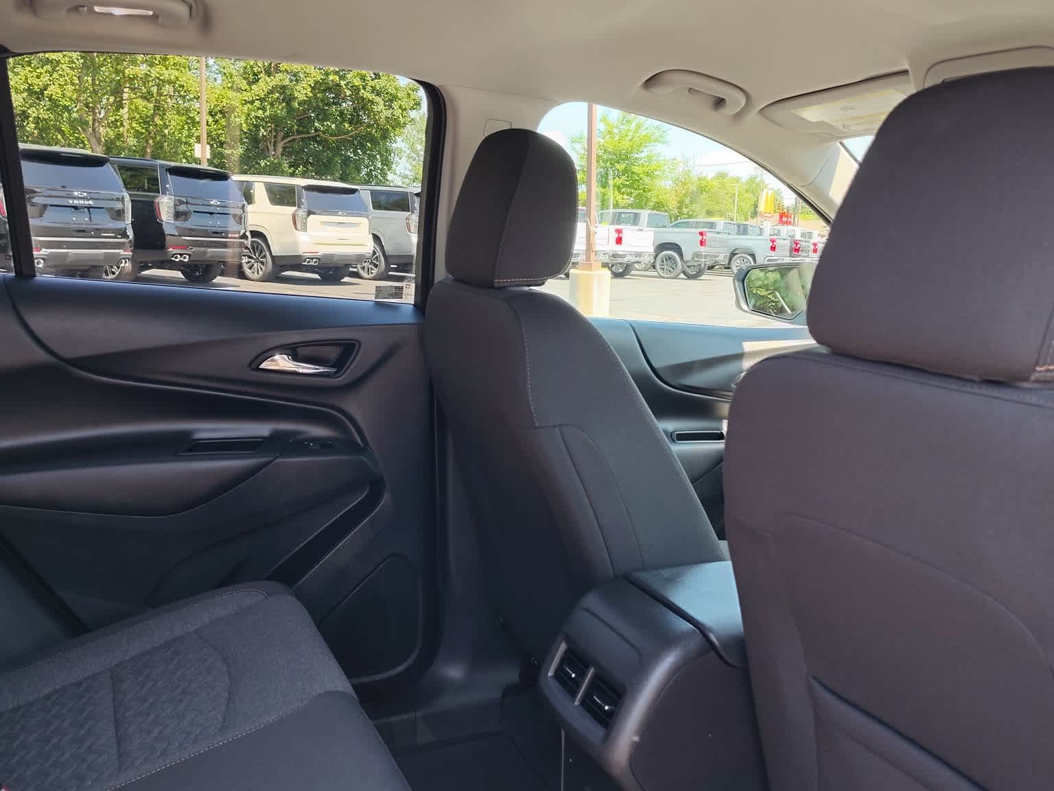 2022 Chevrolet Equinox LT - Photo 12