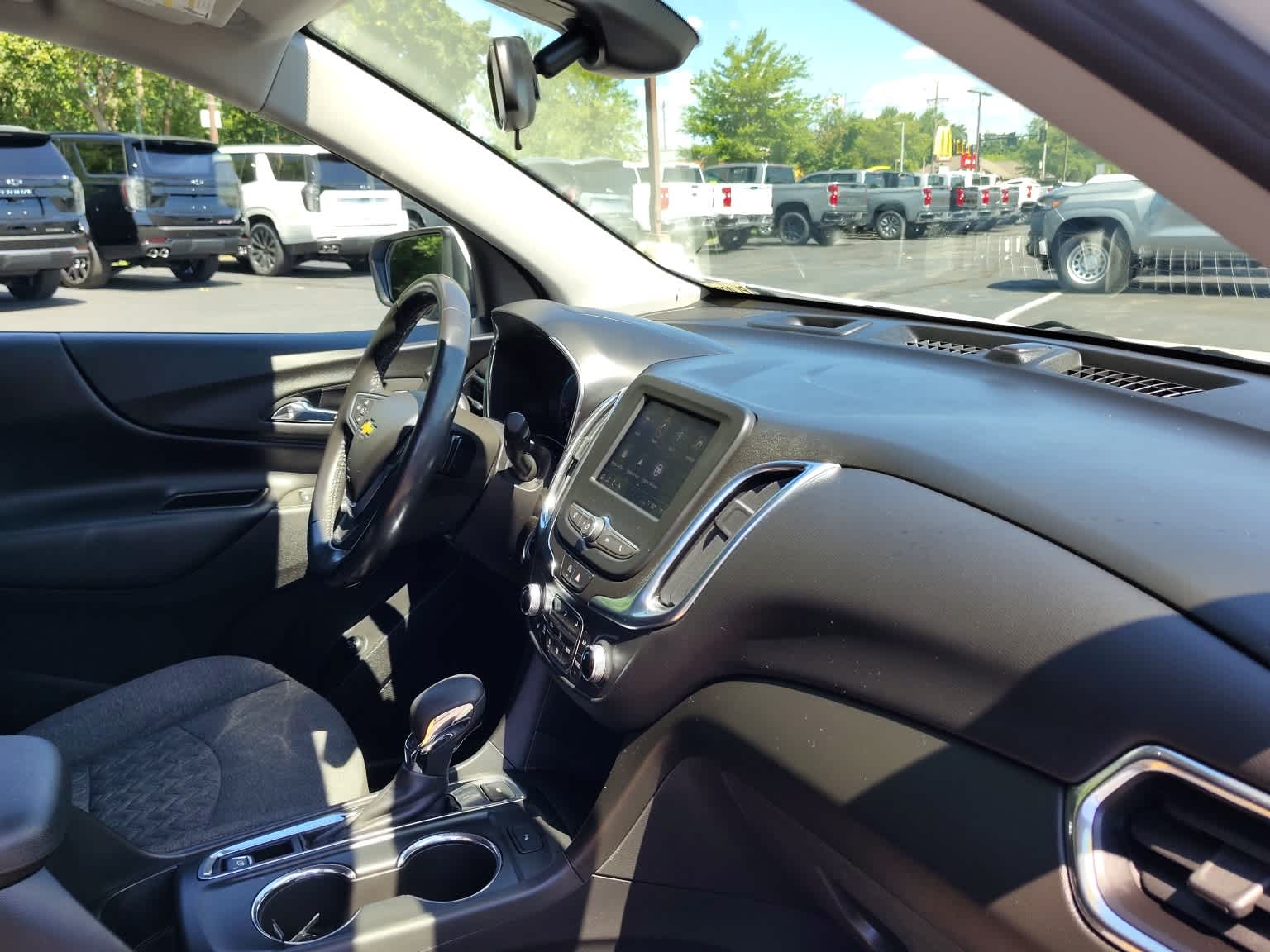 2022 Chevrolet Equinox LT - Photo 10