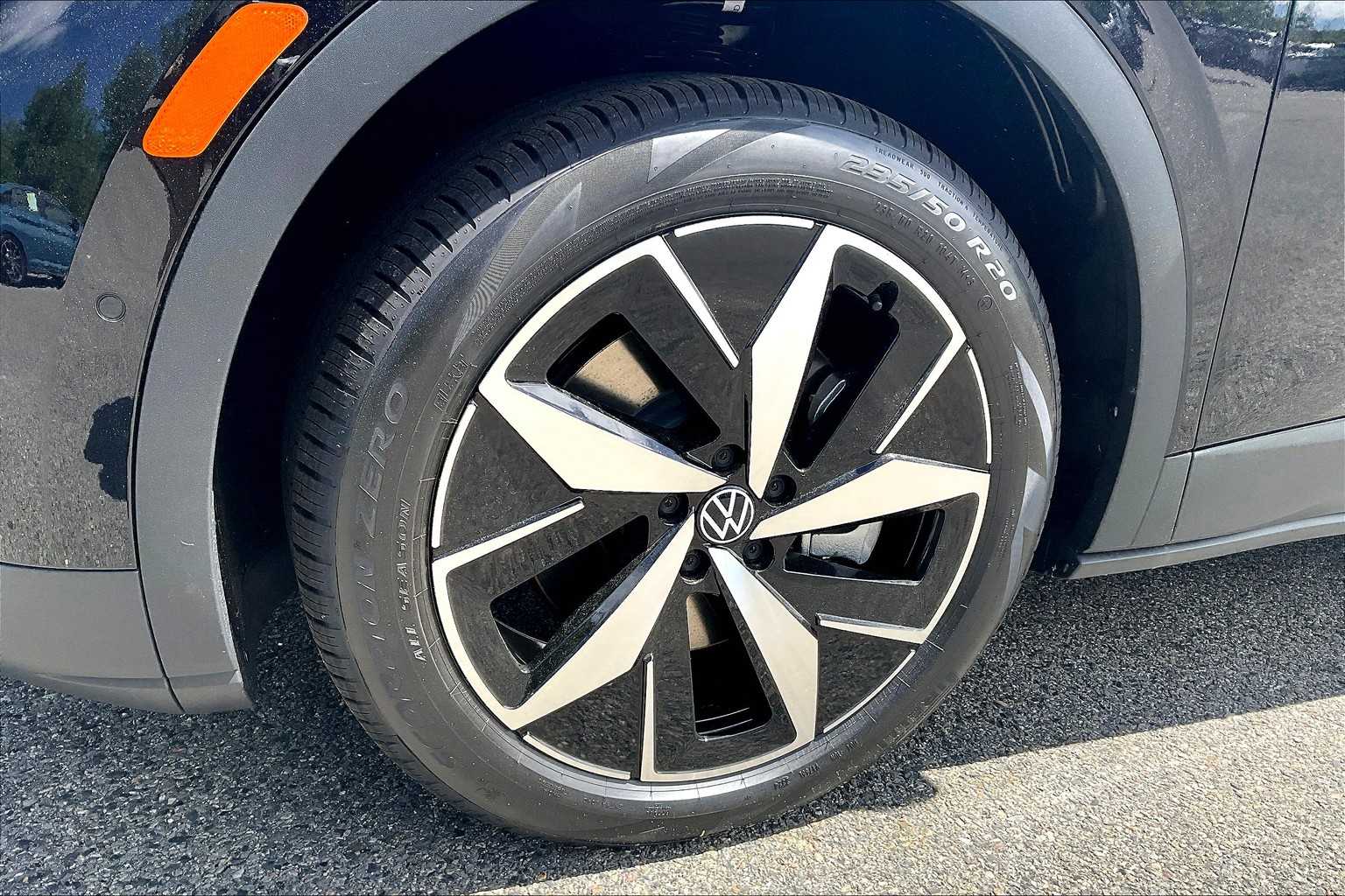 2025 Volkswagen ID.4 Pro S - Photo 8