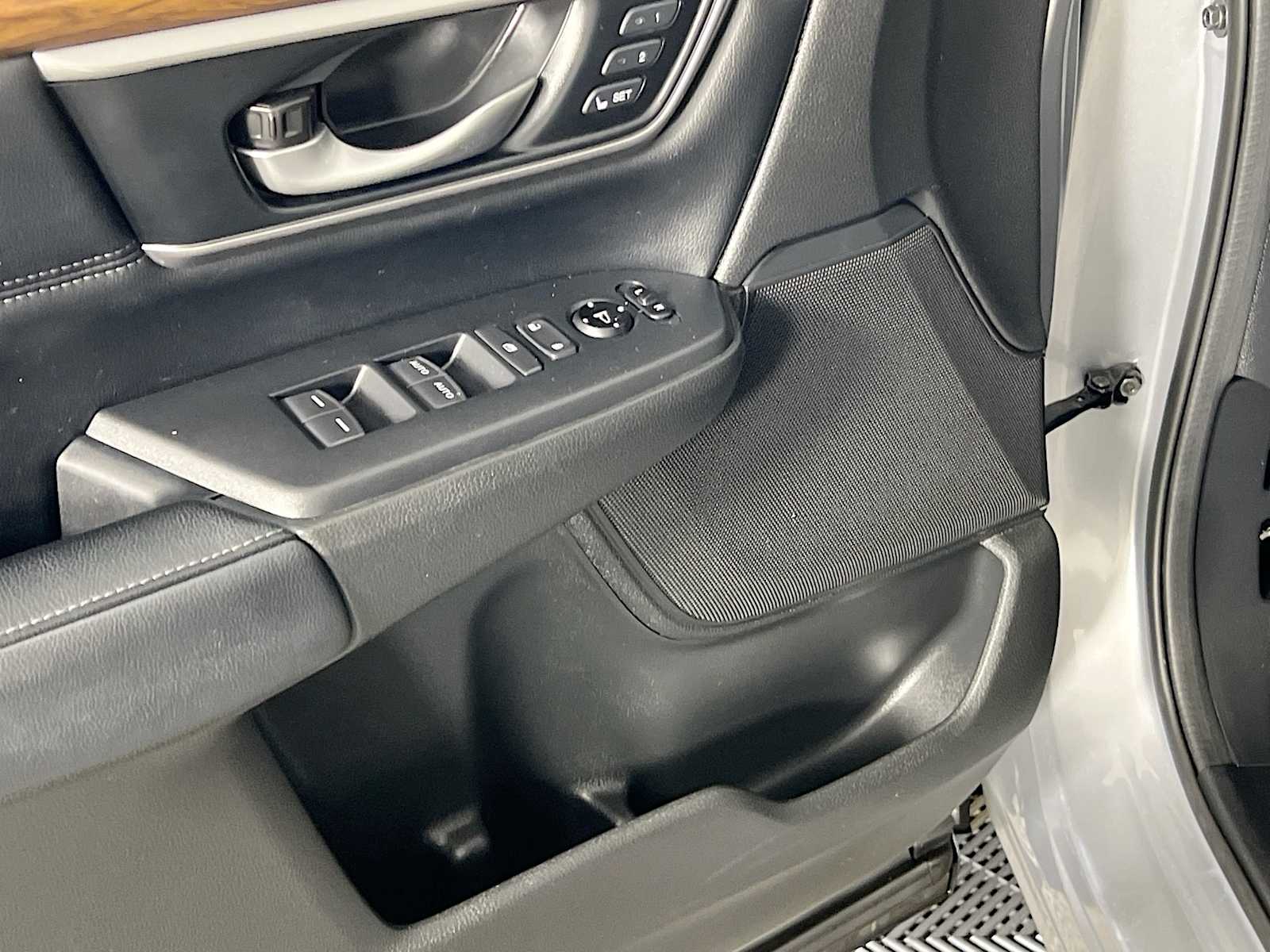 2019 Honda CR-V EX-L - Photo 18