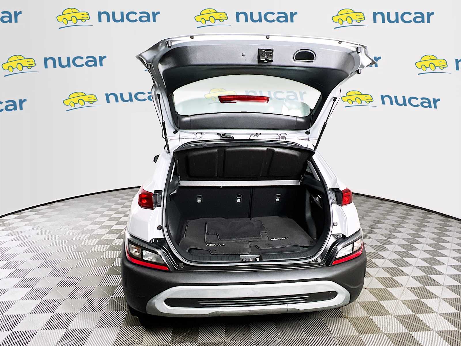 2023 Hyundai Kona SE - Photo 24