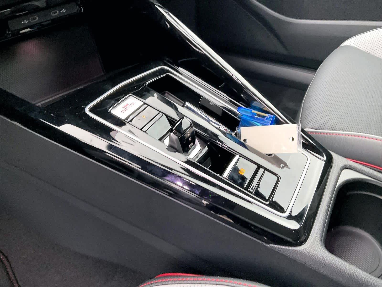 2026 Volkswagen Golf GTI SE - Photo 14