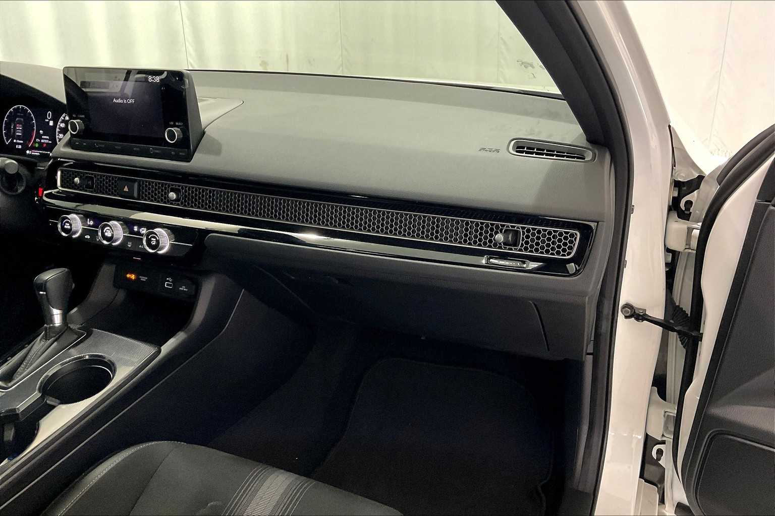 2022 Honda Civic Sport - Photo 13