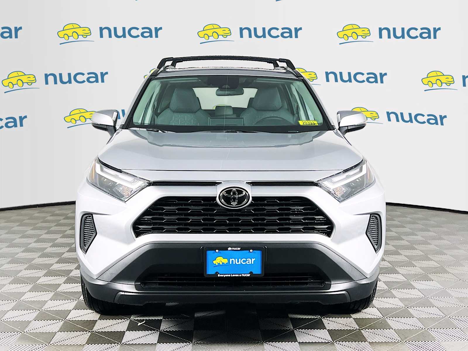 2025 Toyota RAV4 XLE - Photo 2