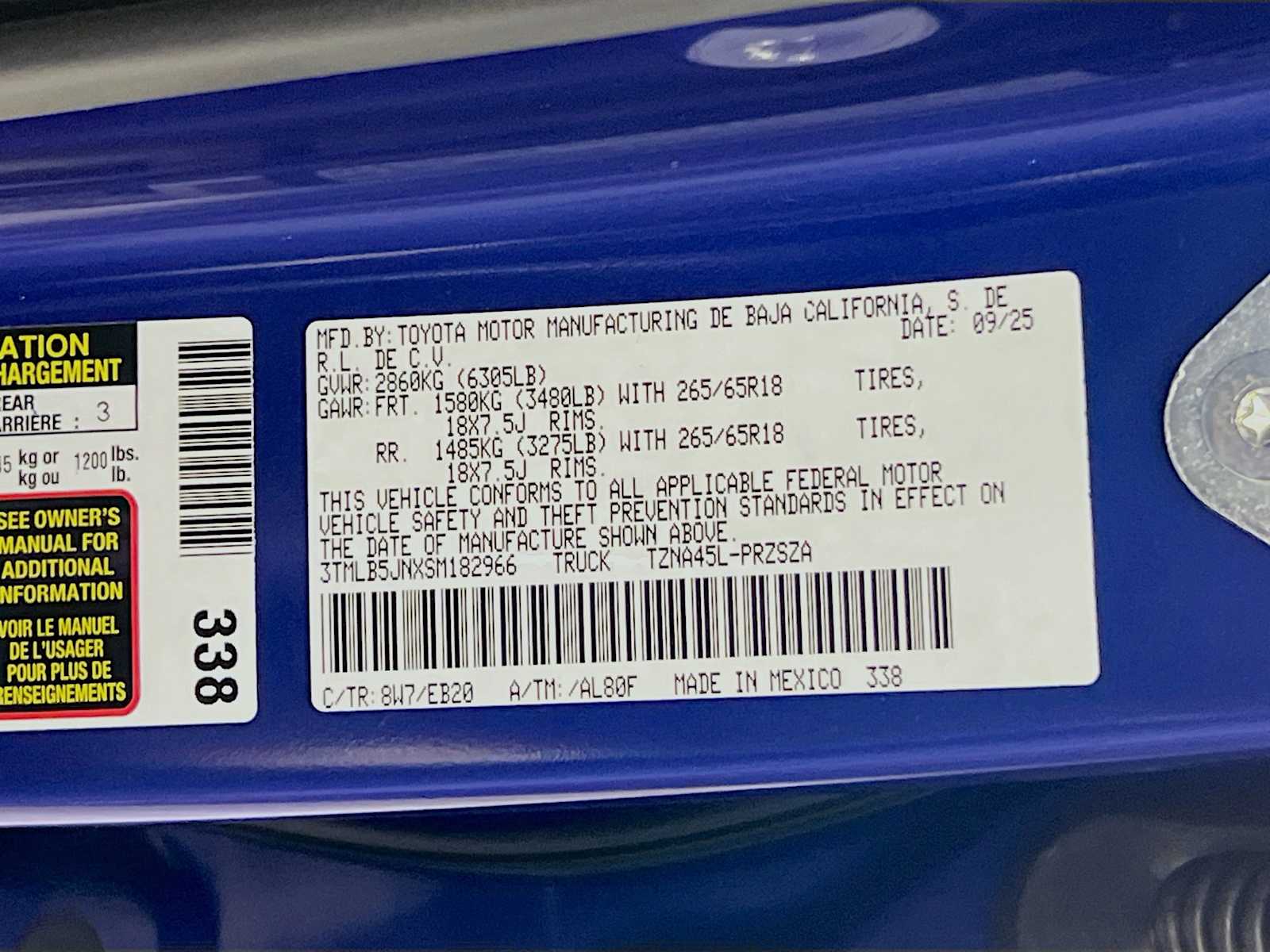 2025 Toyota Tacoma Limited - Photo 19