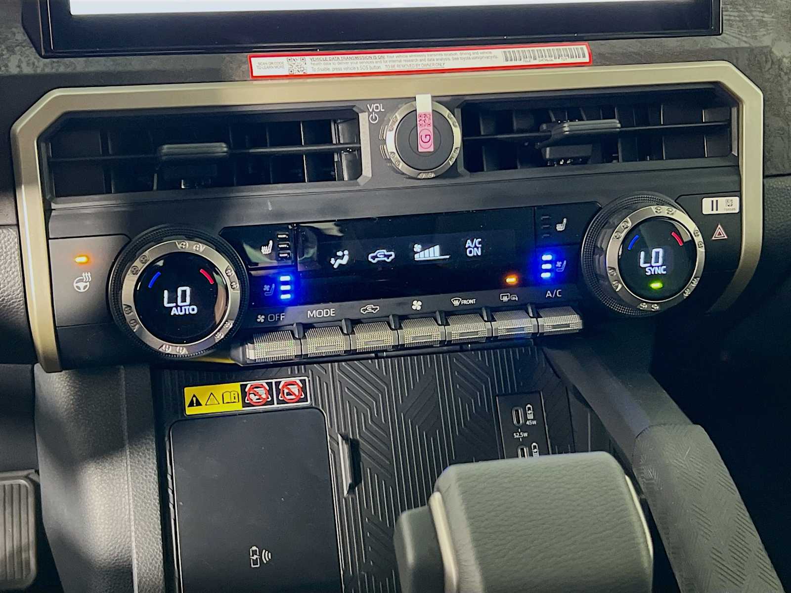 2025 Toyota Tacoma Limited - Photo 10