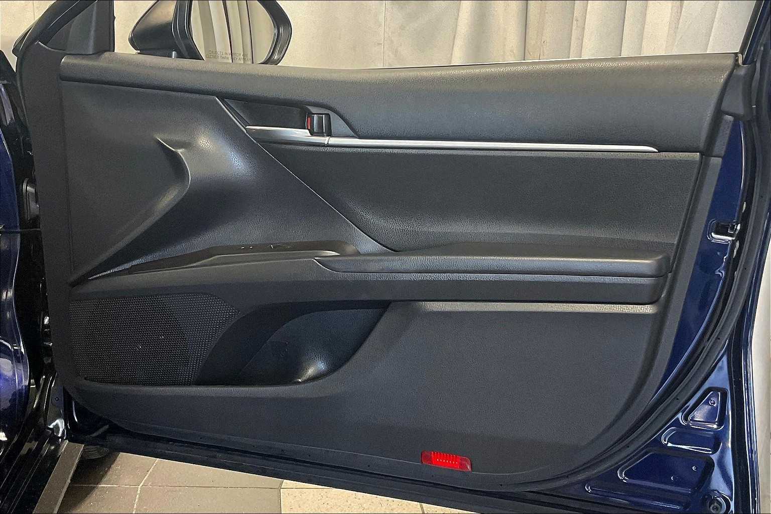 2022 Toyota Camry LE - Photo 12