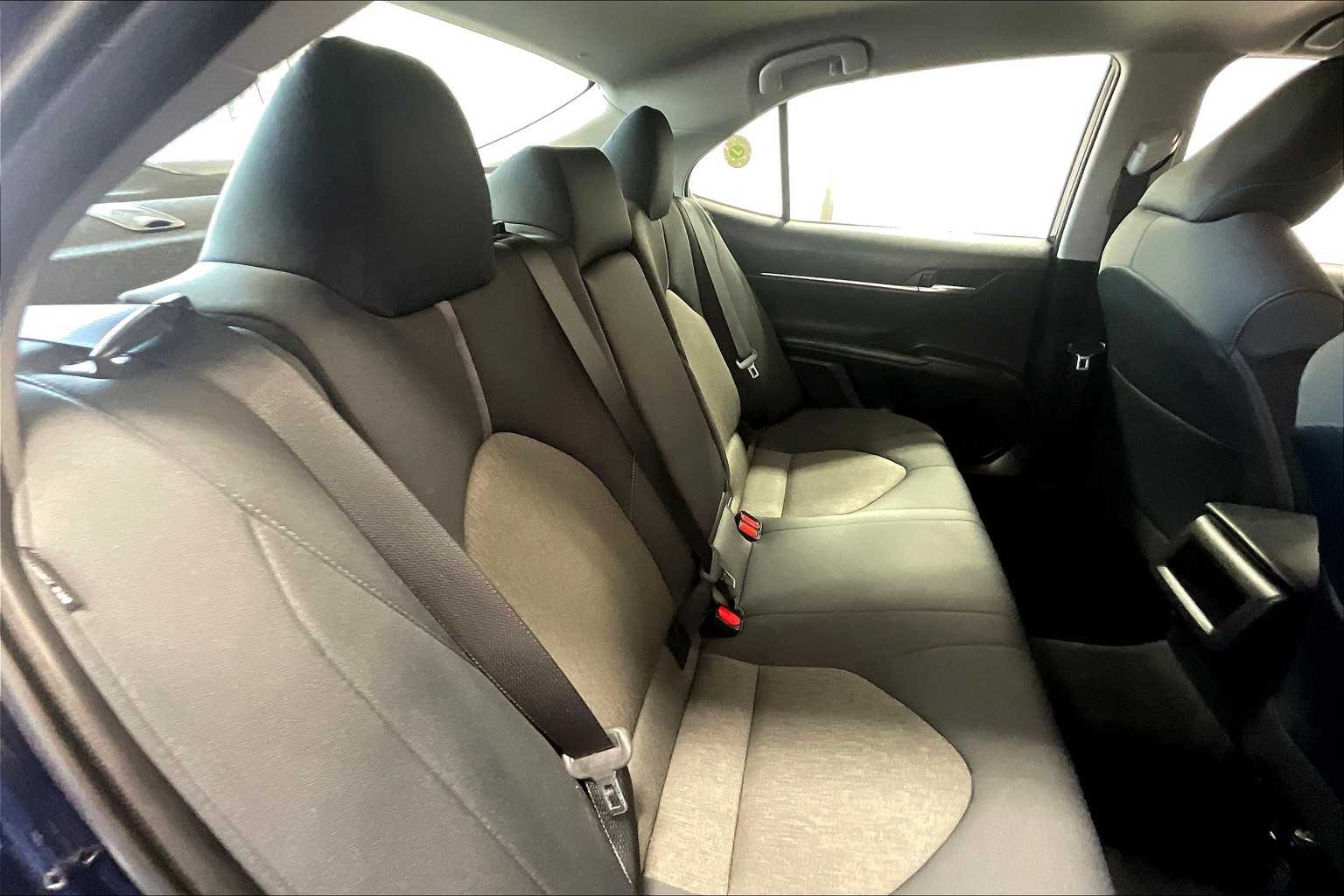 2022 Toyota Camry LE - Photo 16