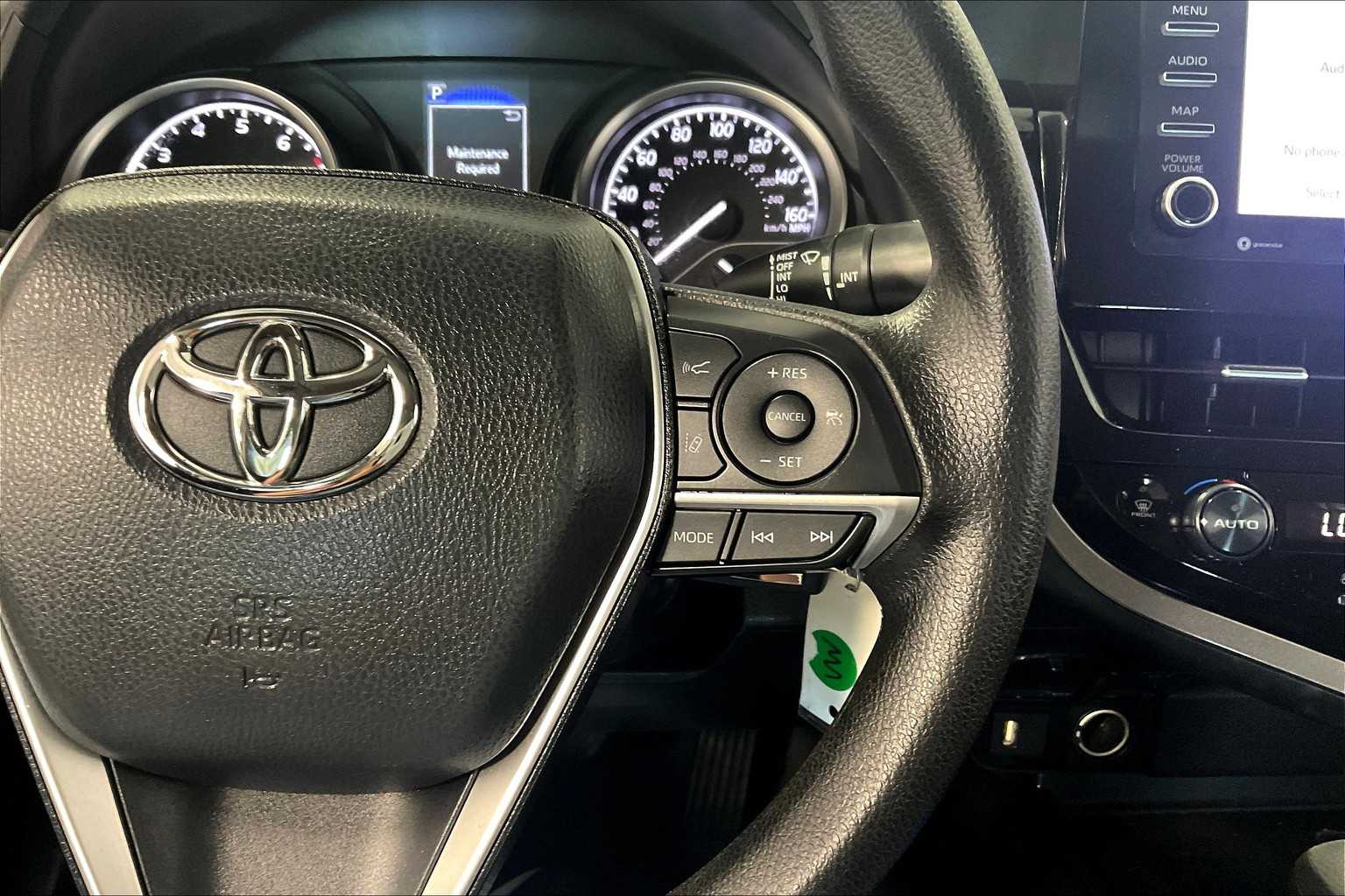 2022 Toyota Camry LE - Photo 23