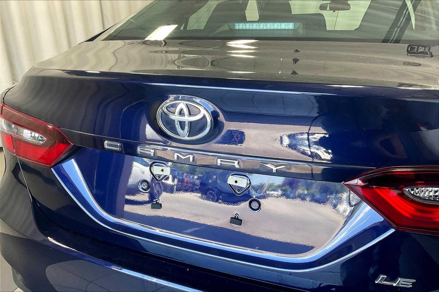 2022 Toyota Camry LE - Photo 28