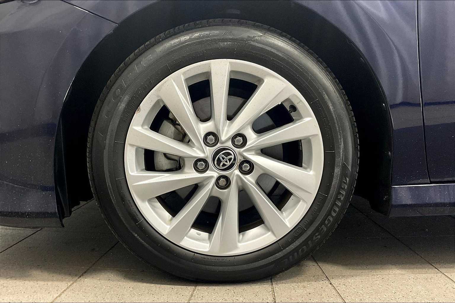 2022 Toyota Camry LE - Photo 7