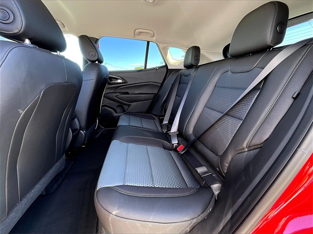 2026 Chevrolet Trax LT - Photo 13
