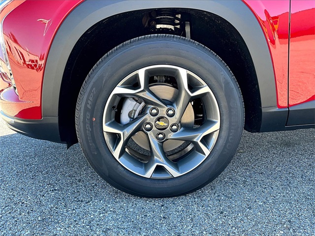 2026 Chevrolet Trax LT - Photo 7