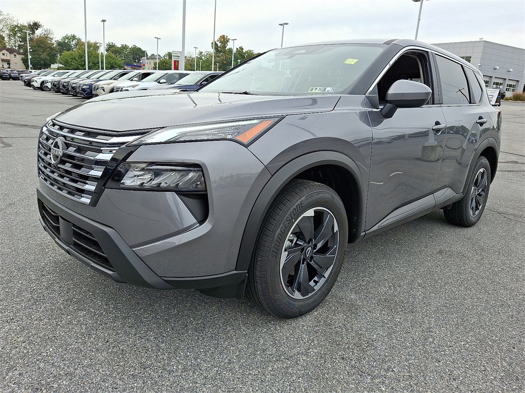 2026 Nissan Rogue SV - Photo 2