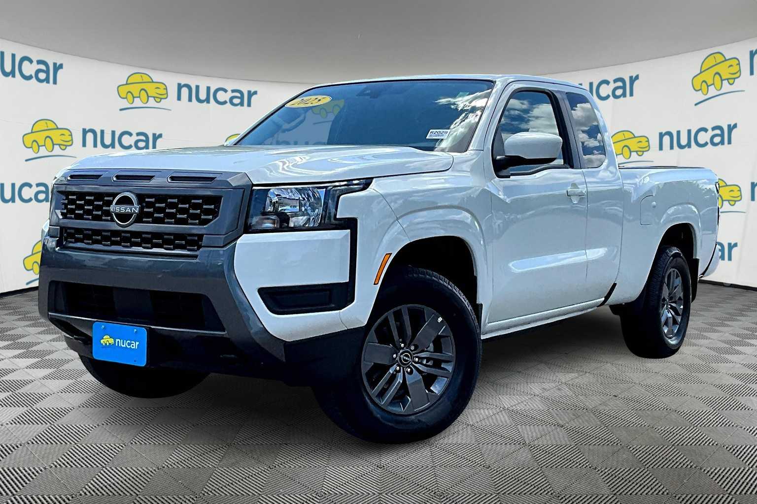 2025 Nissan Frontier SV - Photo 3