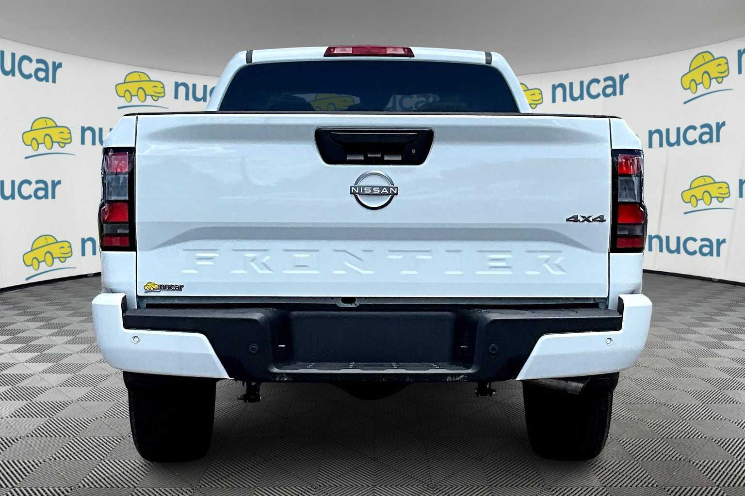 2025 Nissan Frontier SV - Photo 5