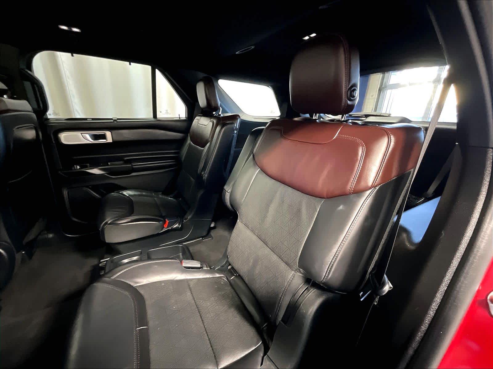 2020 Ford Explorer Platinum - Photo 15