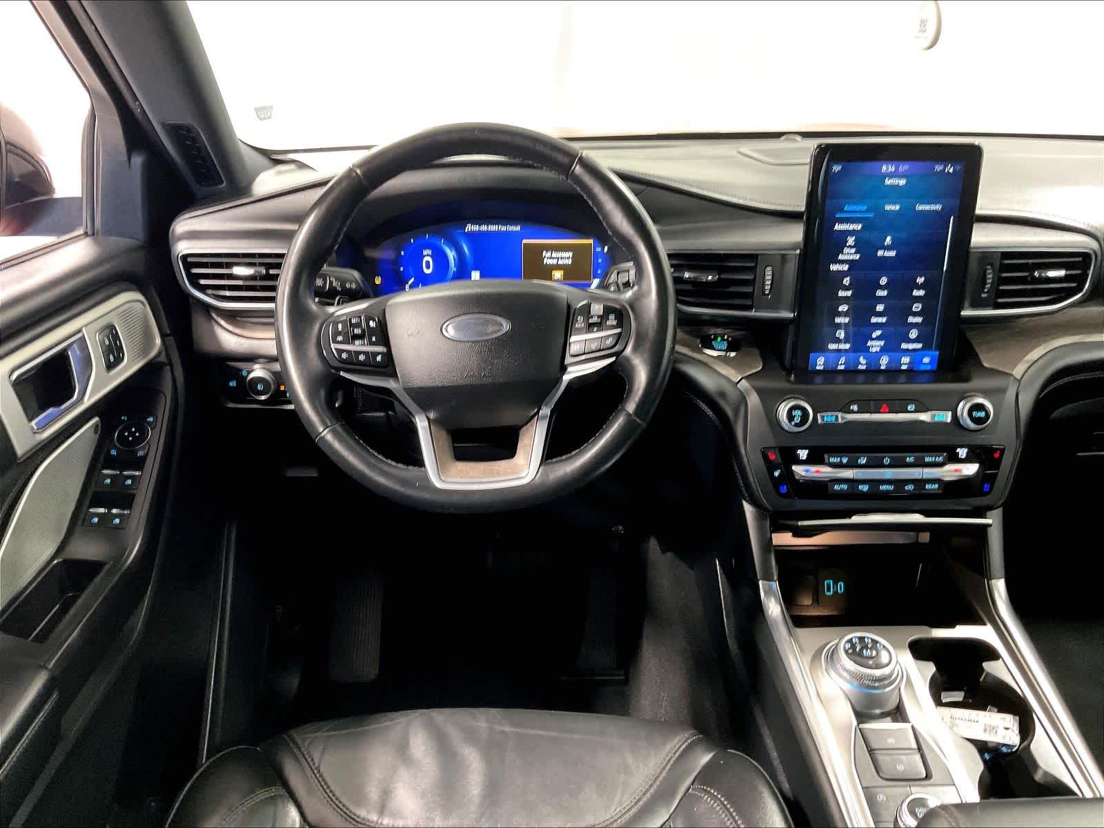 2020 Ford Explorer Platinum - Photo 17