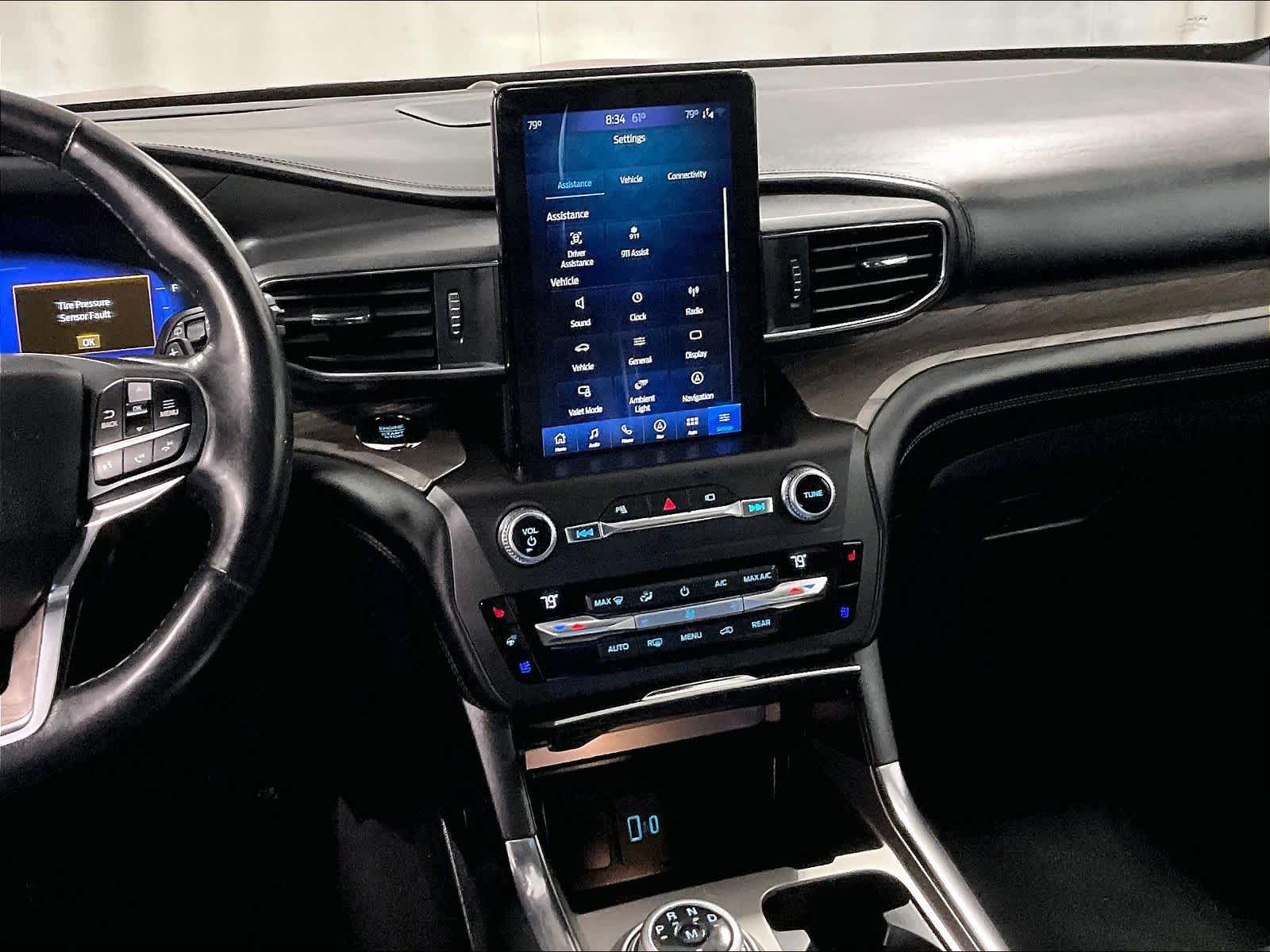 2020 Ford Explorer Platinum - Photo 18