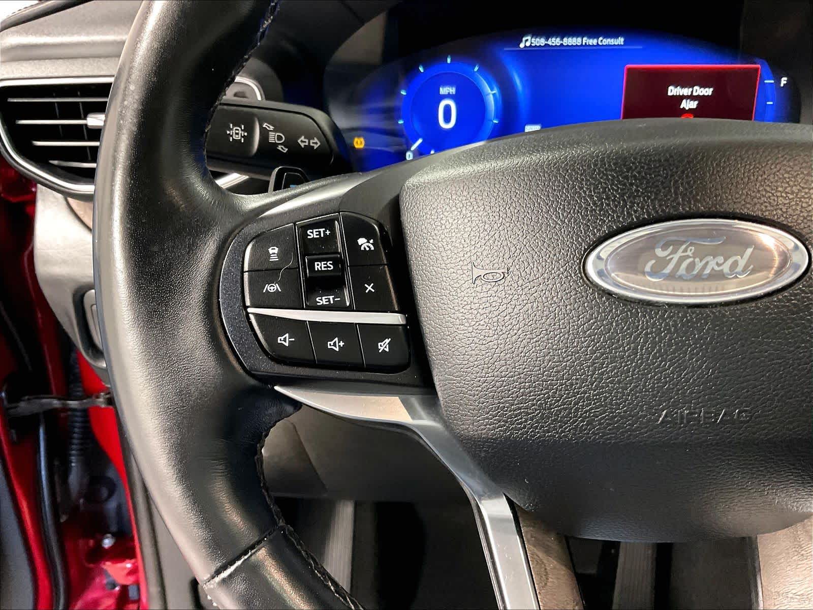 2020 Ford Explorer Platinum - Photo 23