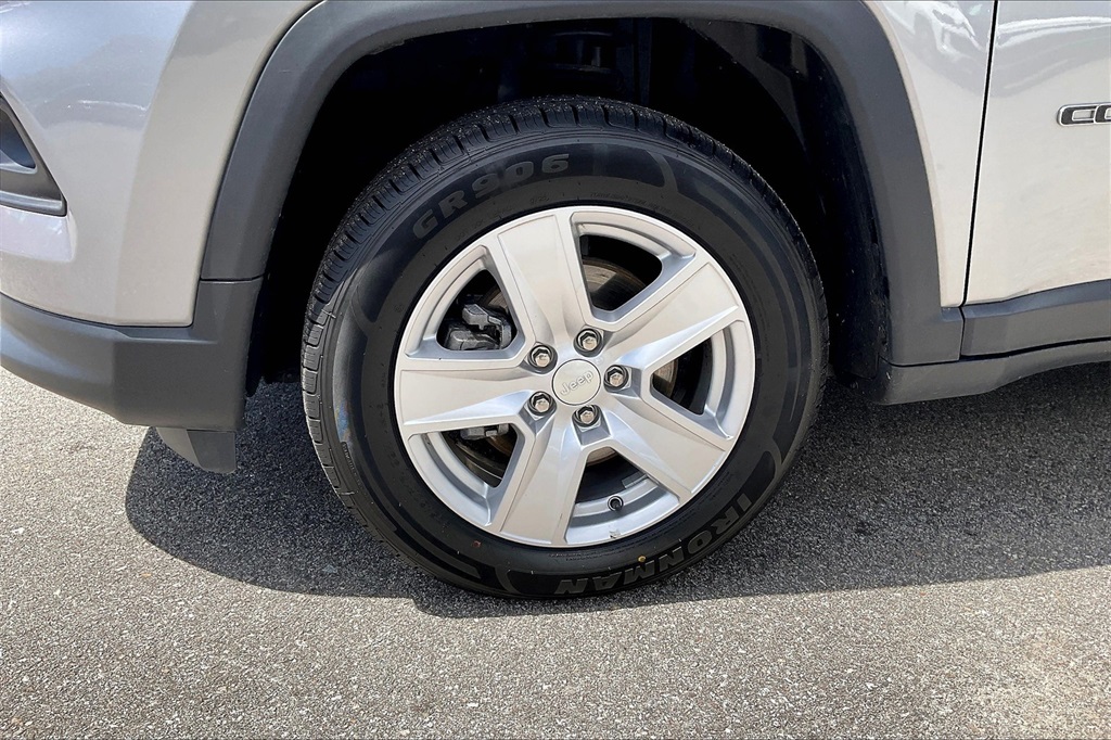 2022 Jeep Compass Latitude - Photo 7