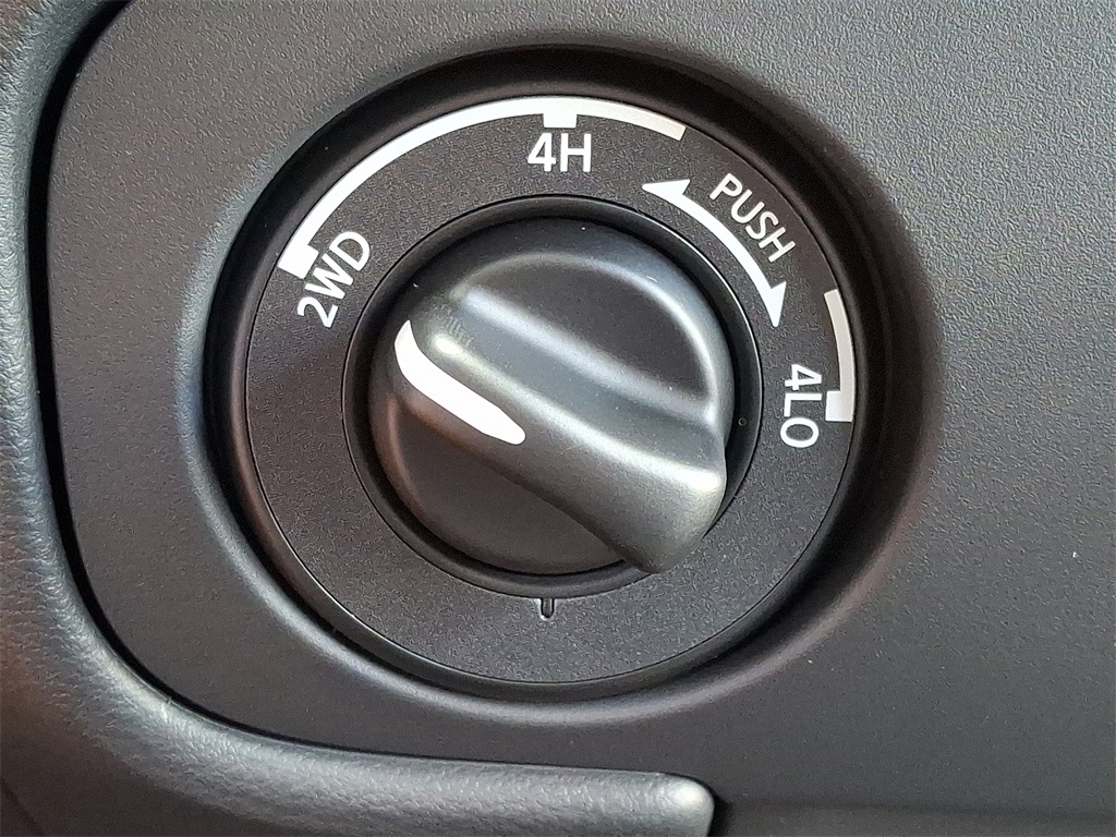 2026 Nissan Frontier PRO-4X - Photo 15