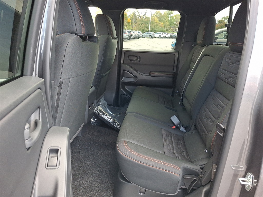 2026 Nissan Frontier PRO-4X - Photo 6