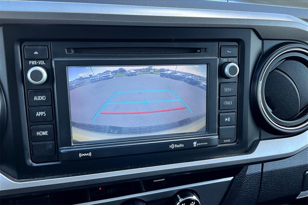 2017 Toyota Tacoma SR5 - Photo 19