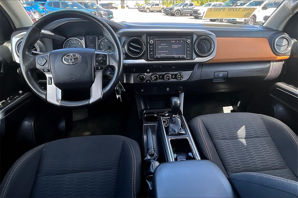 2017 Toyota Tacoma SR5 - Photo 21