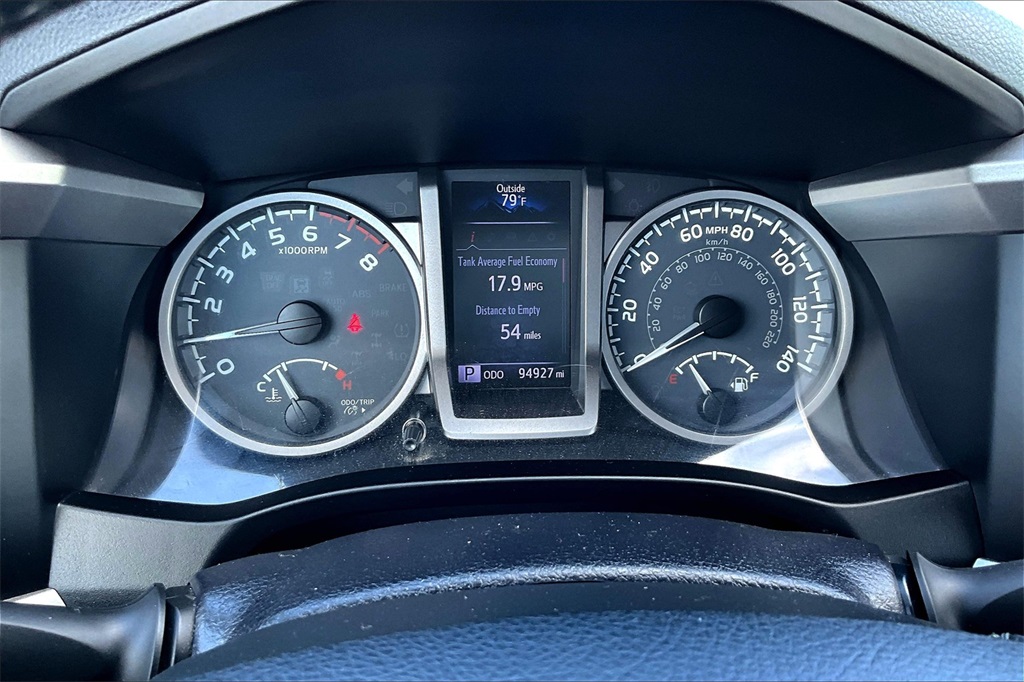 2017 Toyota Tacoma SR5 - Photo 25