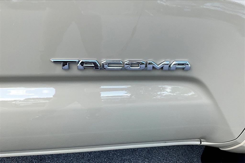 2017 Toyota Tacoma SR5 - Photo 27