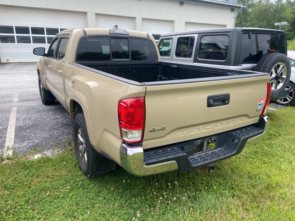 2017 Toyota Tacoma SR5 - Photo 3