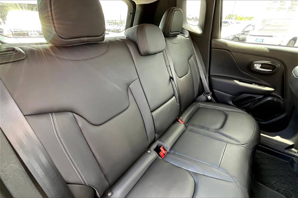 2021 Jeep Renegade Limited - Photo 15