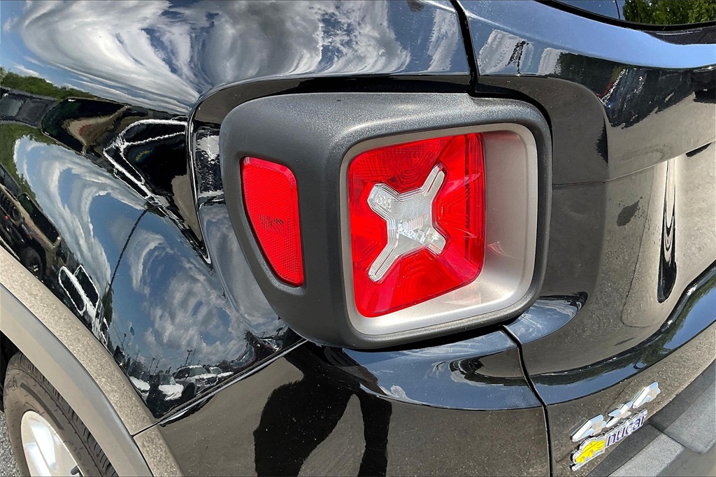 2021 Jeep Renegade Limited - Photo 30