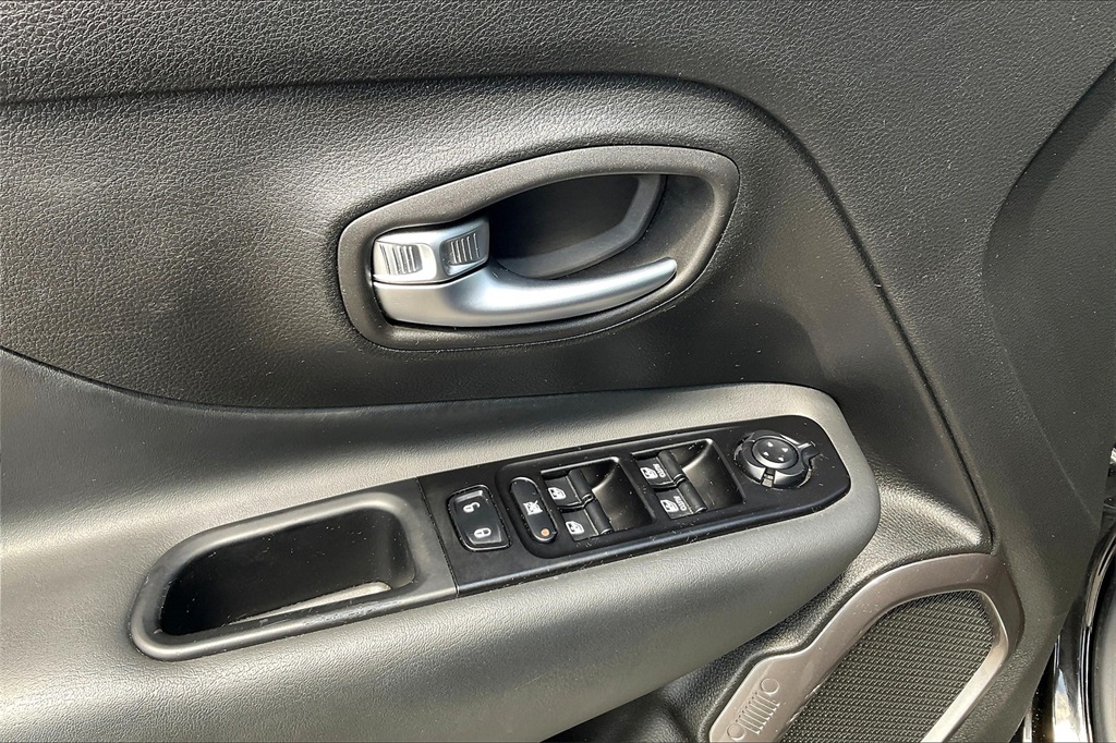 2021 Jeep Renegade Limited - Photo 35