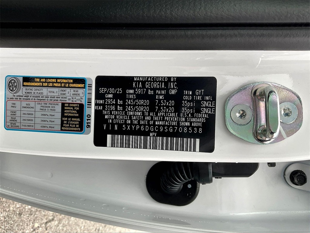 2025 Kia Telluride S - Photo 16