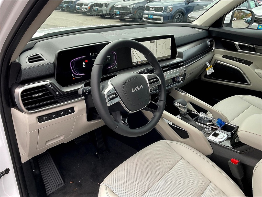 2025 Kia Telluride S - Photo 9