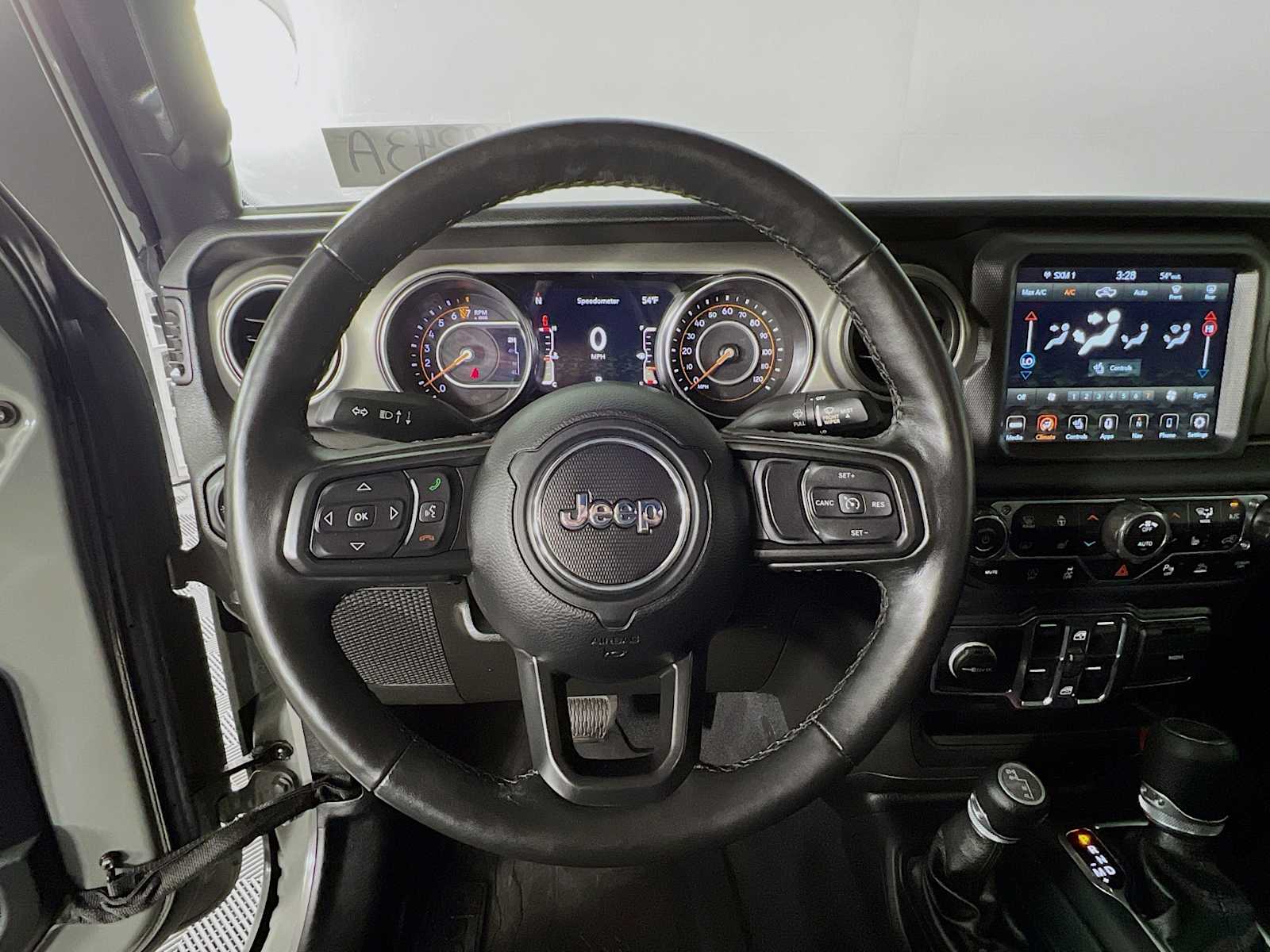 2021 Jeep Gladiator Willys - Photo 11