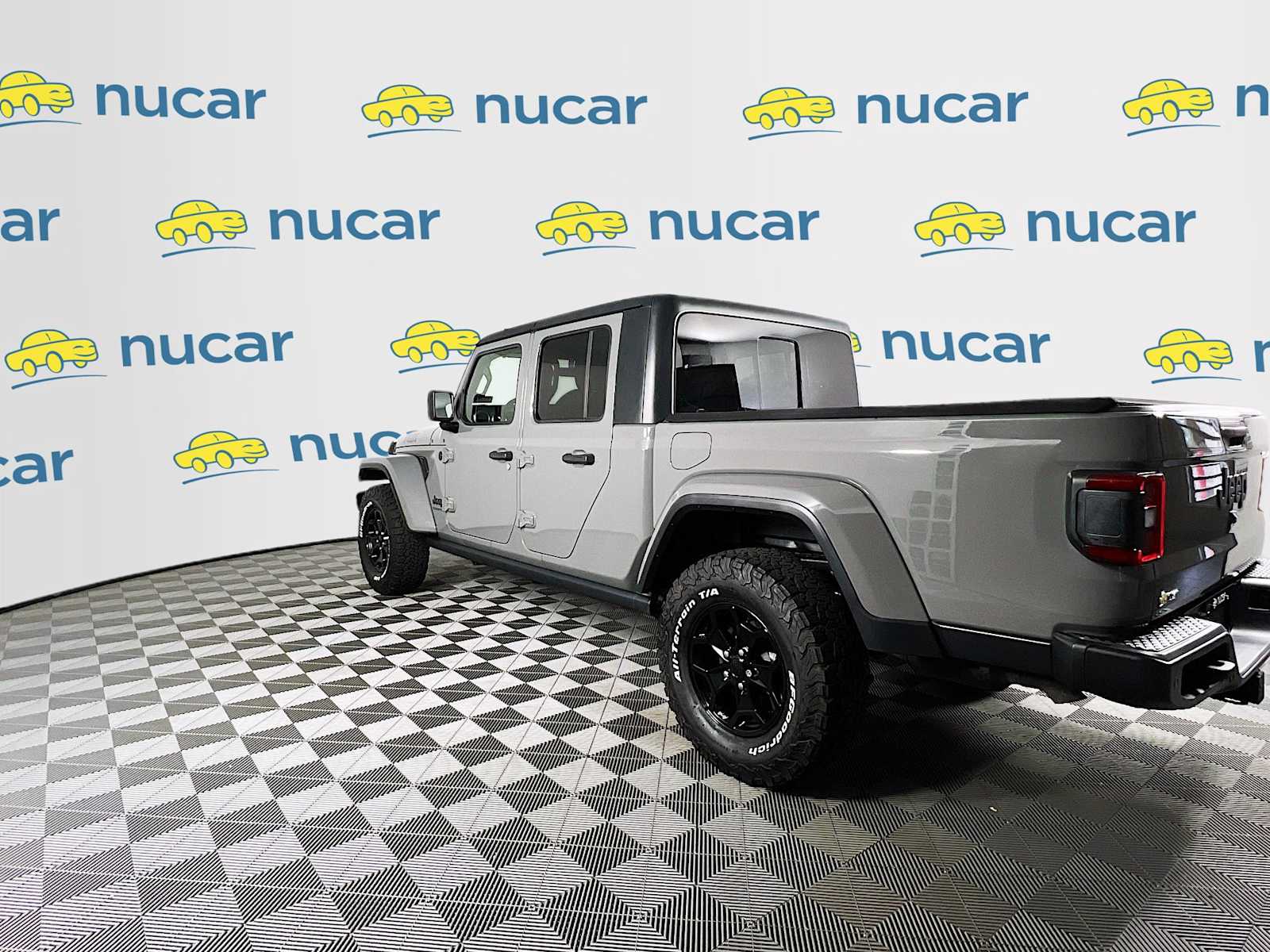 2021 Jeep Gladiator Willys - Photo 5