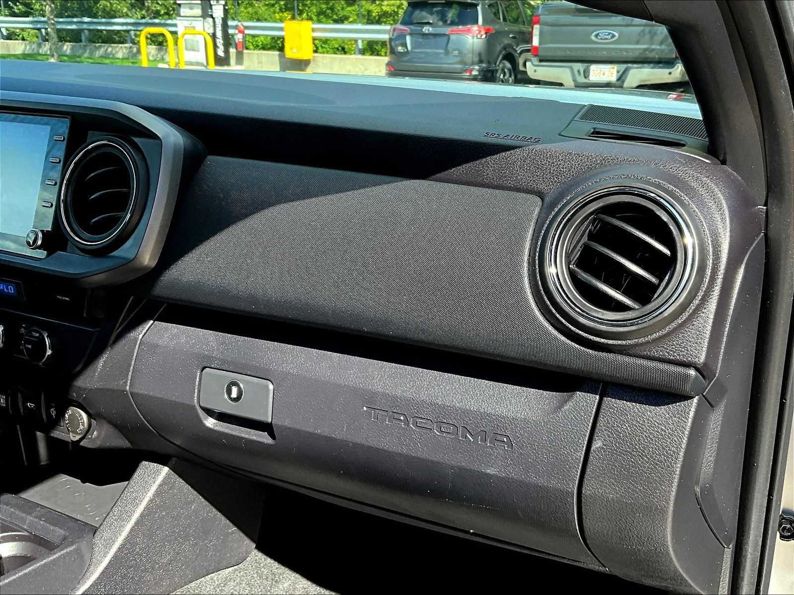 2023 Toyota Tacoma TRD Off Road - Photo 13