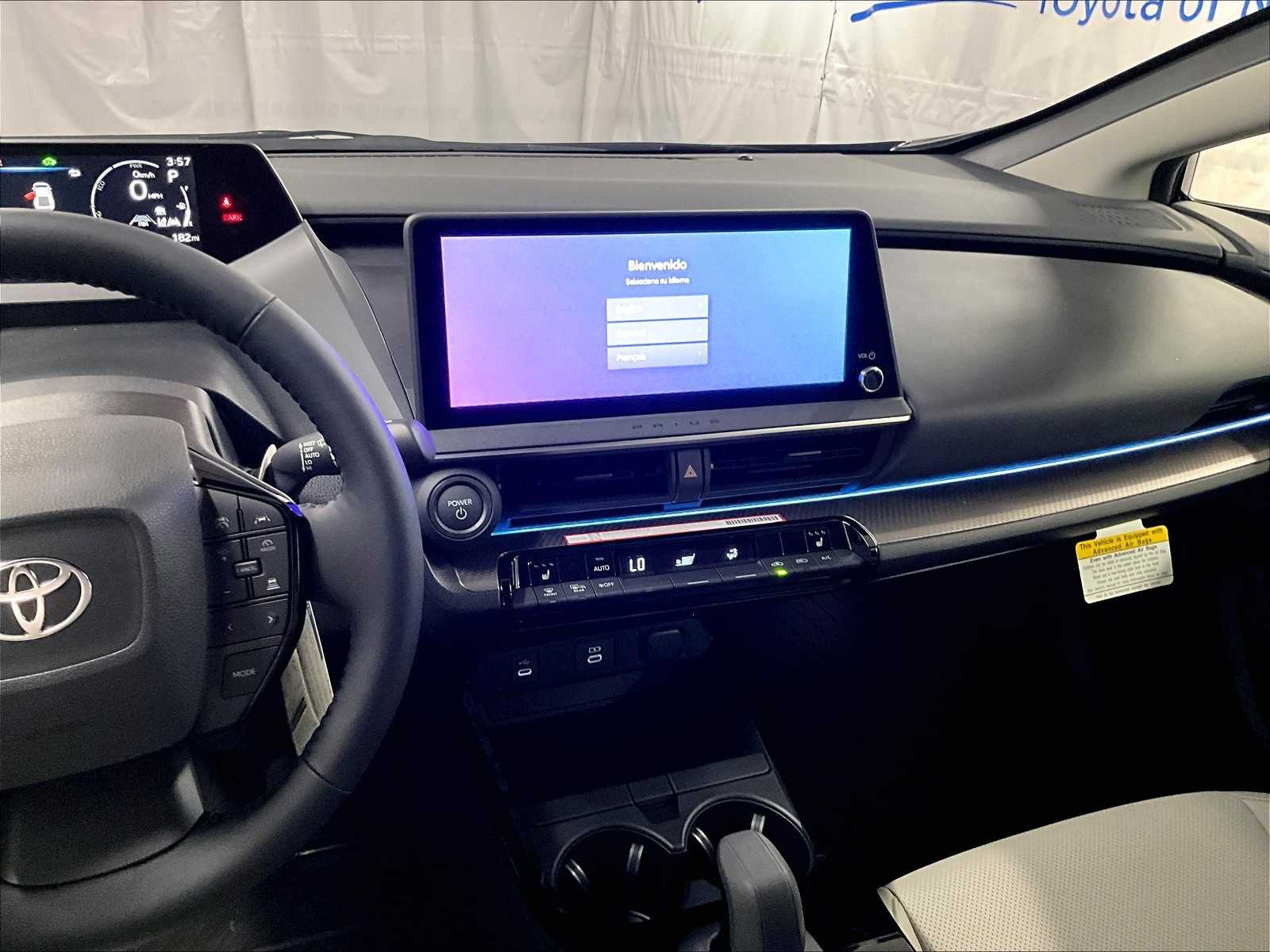 2026 Toyota Prius XLE - Photo 13